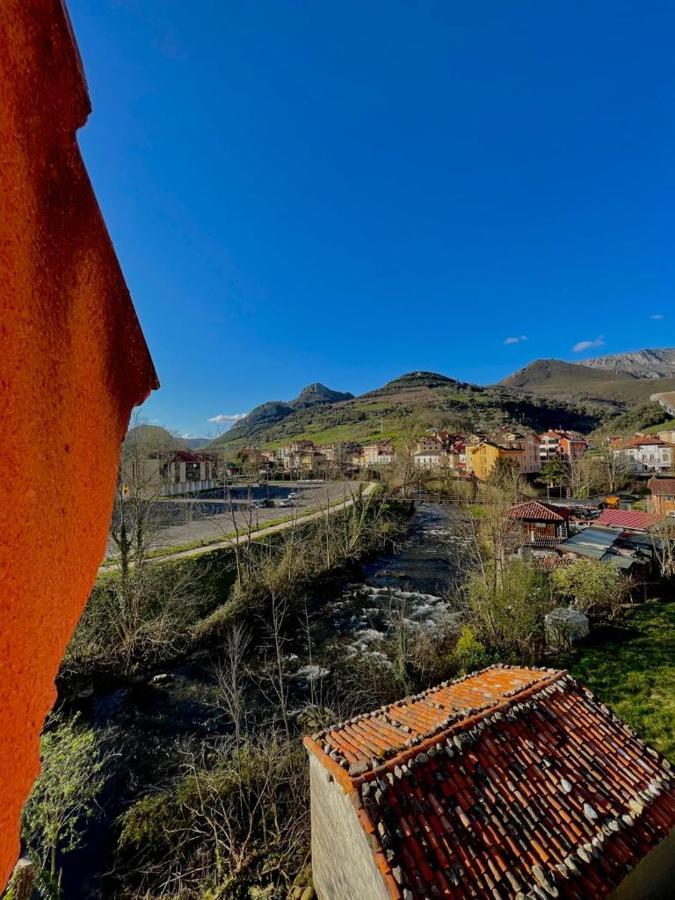 Hotel Rural El Torrejon Arenas De Cabrales Bagian luar foto