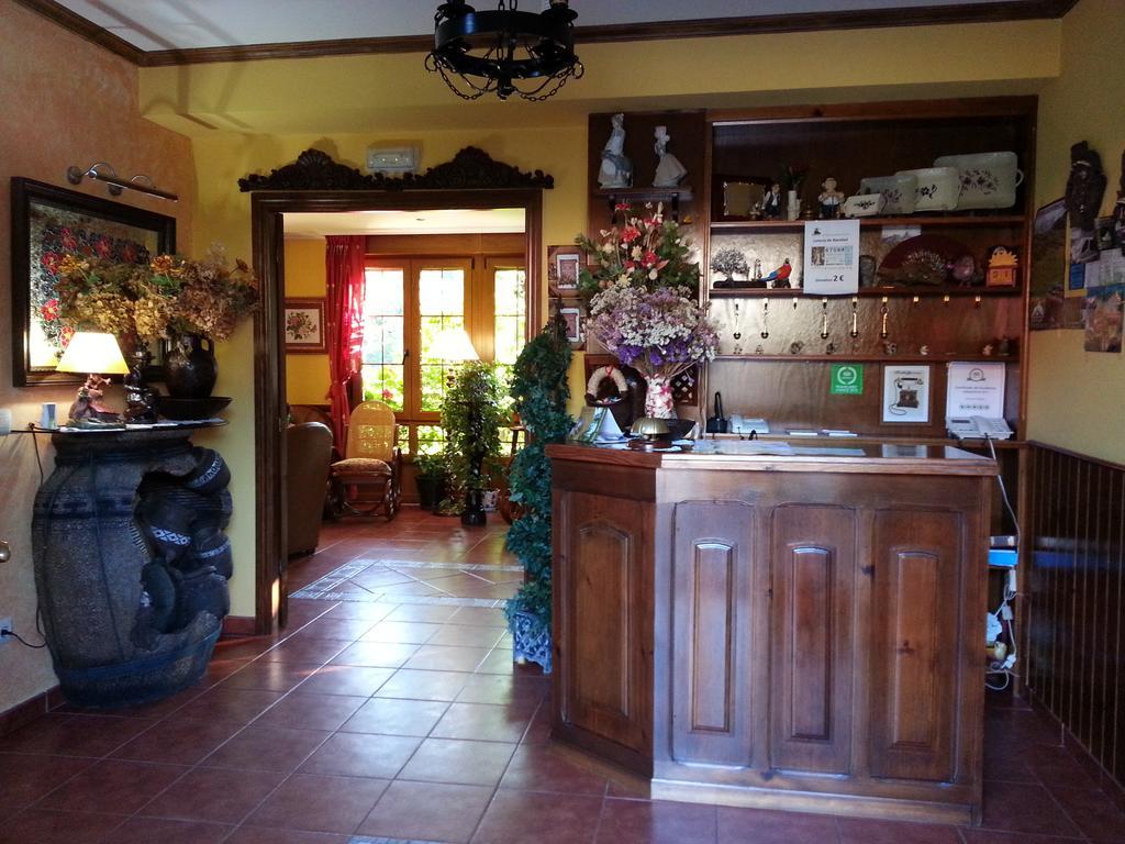 Hotel Rural El Torrejon Arenas De Cabrales Bagian luar foto